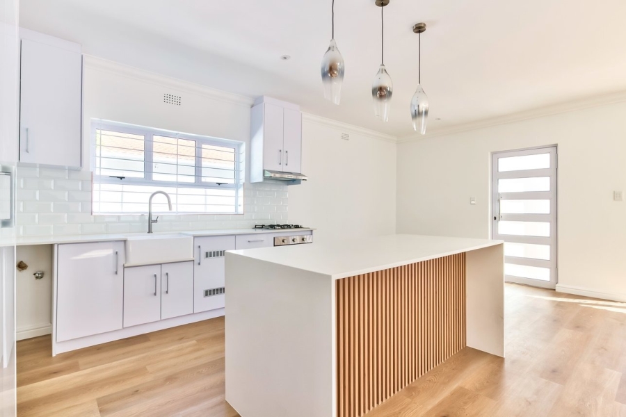 3 Bedroom Property for Sale in Waves Edge Western Cape